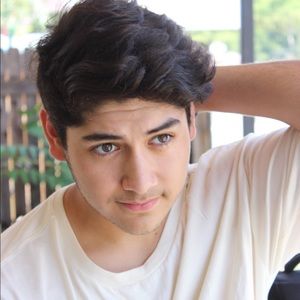 Meet your Posher, Adrian